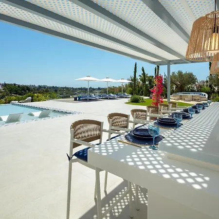 Villa Azur, Nueva Andalucia, *